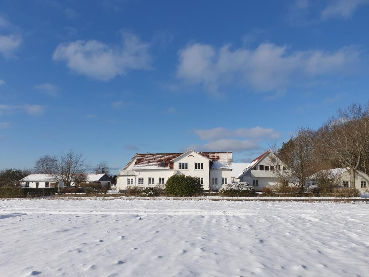 Feriestedet Skovly Klemensker Bagian luar foto