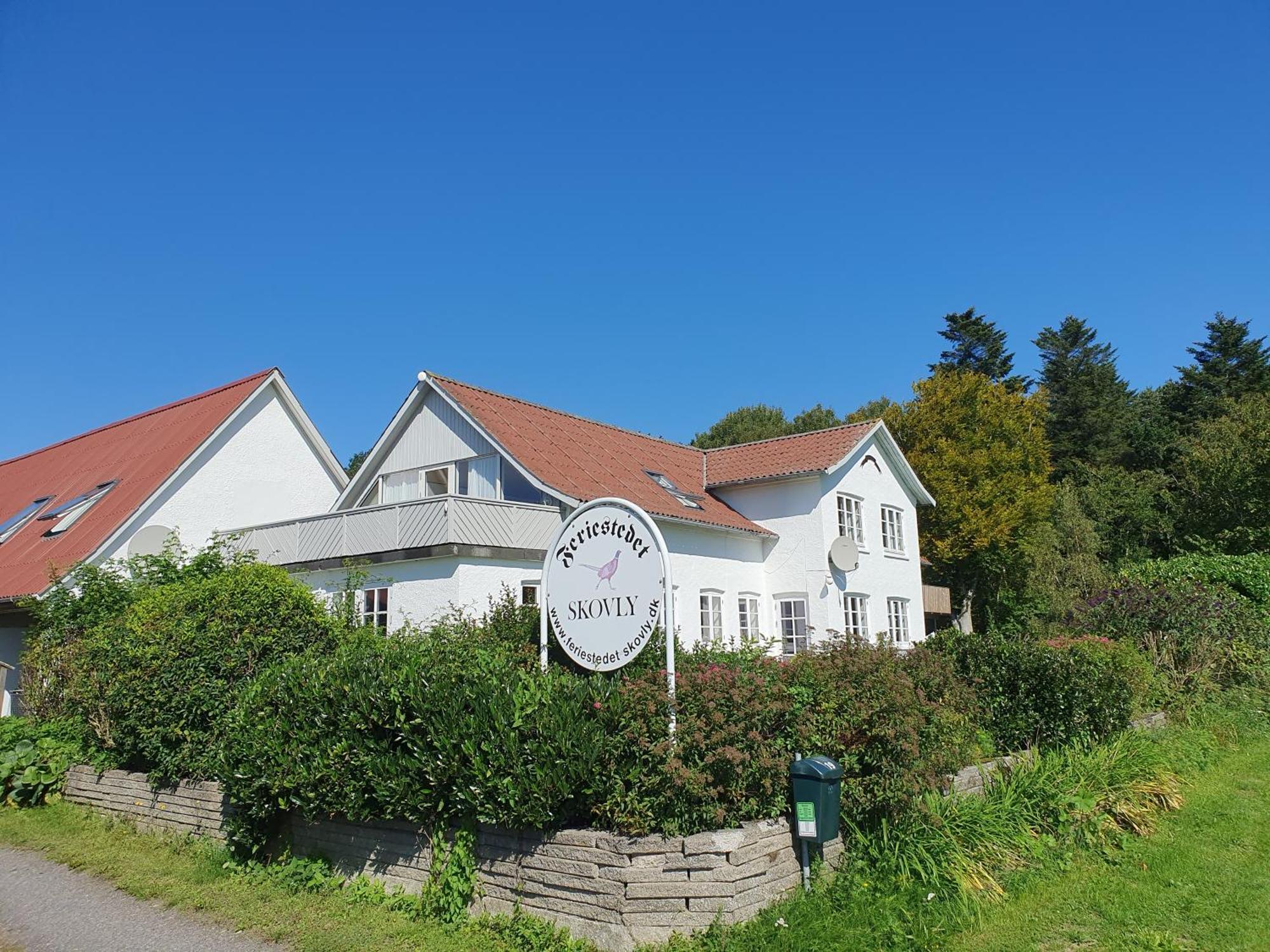 Feriestedet Skovly Klemensker Bagian luar foto